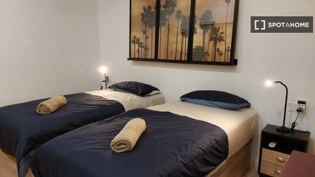 valencia, Valencian Community 46004 - Photo 4