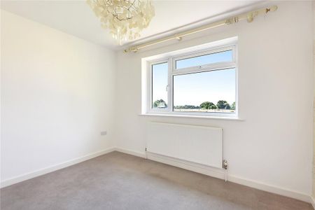 3 bedroom detached house to rent - Photo 4