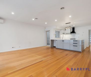 Stylish, Spacious & Conveniently Located 3-Bedroom Townhouse - Photo 6