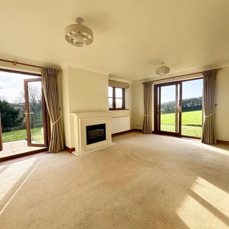 Townshend, Hayle - Photo 1