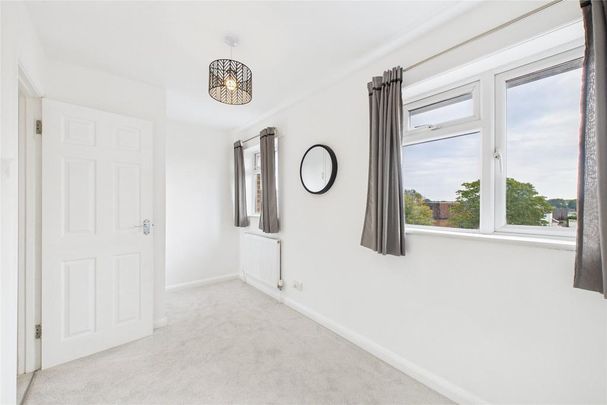 2 bedroom maisonette to rent - Photo 1