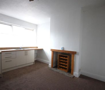 3 bedroom terraced house to rent - Photo 6