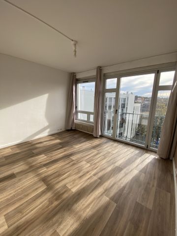 Location Appartement 3 pièces 81m² POITIERS 86000 - Photo 3