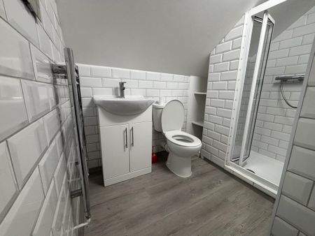 Studio to rent - Photo 5