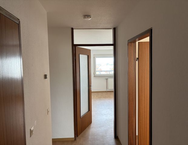 2-Zimmer-Wohnung ab 60 Jahren oder Schwerbehinderung nur mit Wohnberechtigungsschein - Photo 1