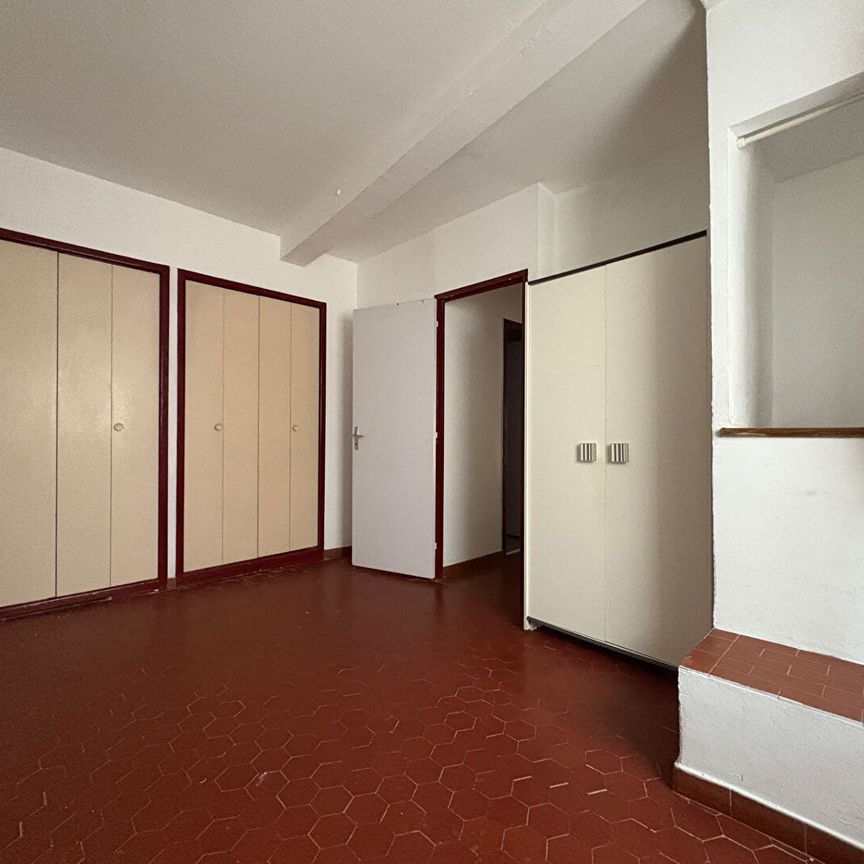 Location Appartement 2 pièces 41m² AVIGNON 84000 - Photo 1