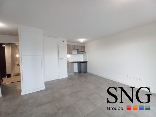 T2 AVEC BALCON ET PARKING - Photo 1