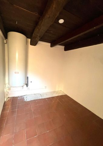 EYRAGUES - Maison de village avec 3 chambres et cour., - Photo 4