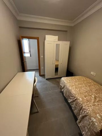 Avenida Al Vedat, Torrent, Valencian Community 46900 - Photo 3