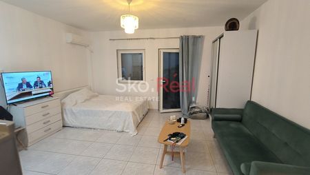 Studio / γκαρσονιέρα 40 τ.μ. προς ενοικίαση - Photo 4