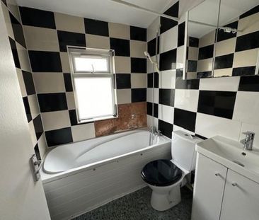 1 bedroom Flat To Let - Photo 6