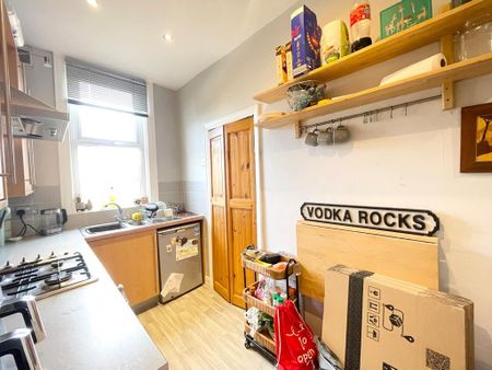 2 bedroom terraced house to rent - Photo 5