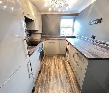 3 bedroom penthouse to rent - Photo 2