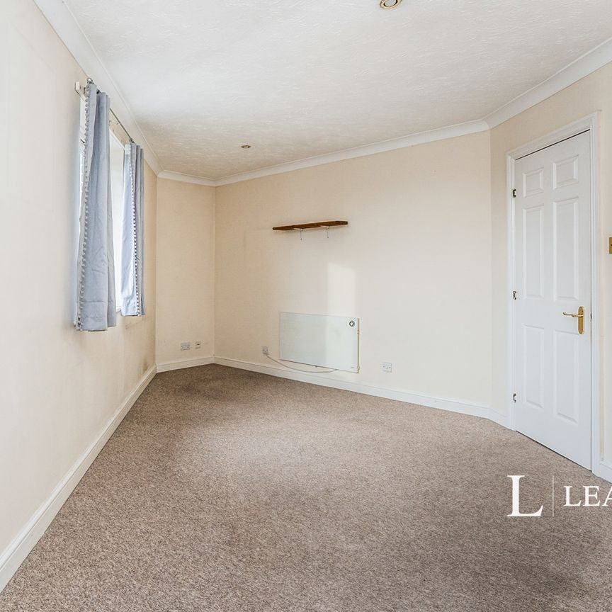 2 bedroom apartment to rent Crown Mews, 15 Clarence Road, Gosport, PO12 - Photo 1