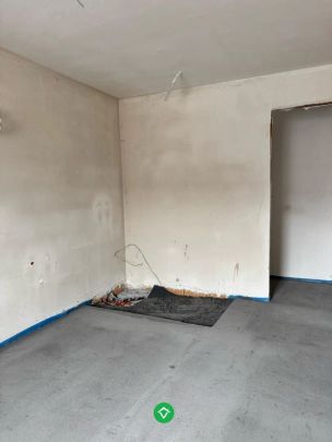Moderne nieuwbouw tussenwoning met drie slaapkamers en garage in Moere - Photo 1