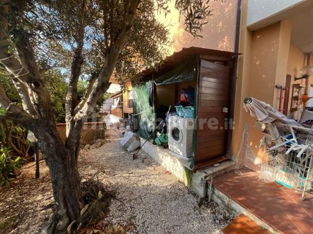 Trilocale via dei Glicini, Centro, Santa Marinella - Photo 5