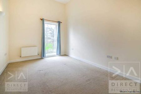 2 bedroom property to rent in Leatherhead - Photo 2