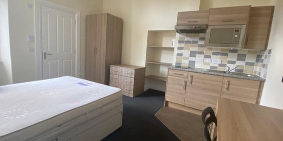 Studio to rent - Photo 3