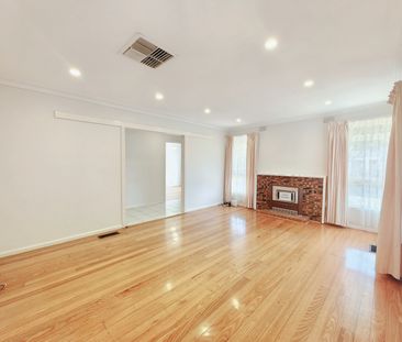 12 Wordsworth Avenue, Clayton South VIC 3169 - House For Rent | Domain - Photo 2