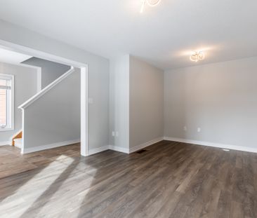 For Lease - 11 Canoe Lane, Hamilton, Ontario - Photo 3