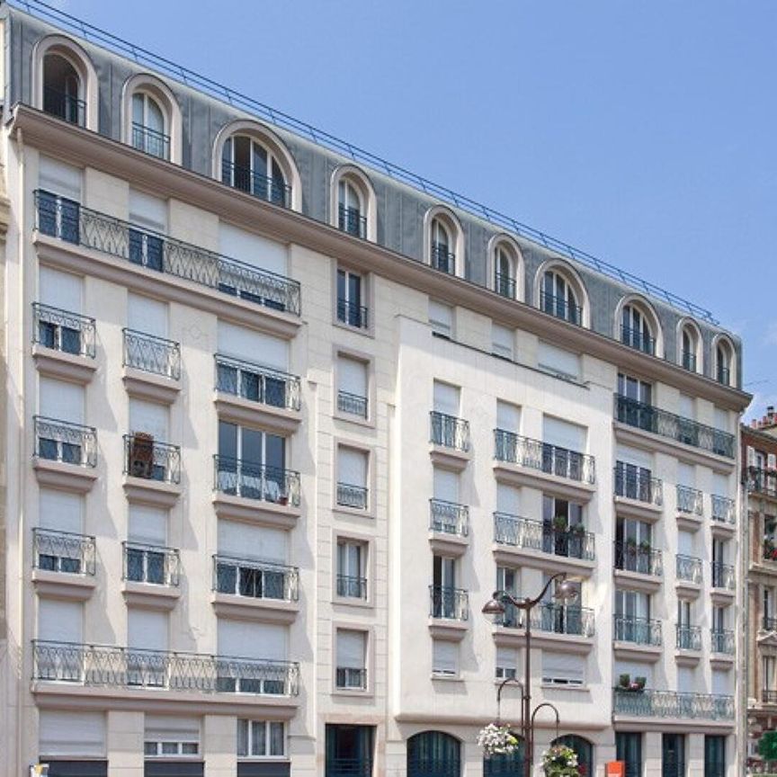 location Appartement T2 DE 51.9m² À ISSY LES MOULINEAUX - Photo 2