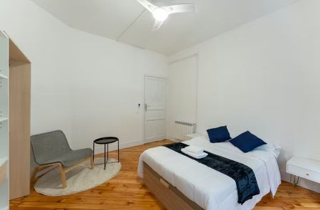 Calle de la Victoria, Madrid, Community of Madrid 28012 - Photo 2