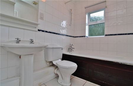Hillary Drive, Isleworth, TW7 7EG - Photo 3