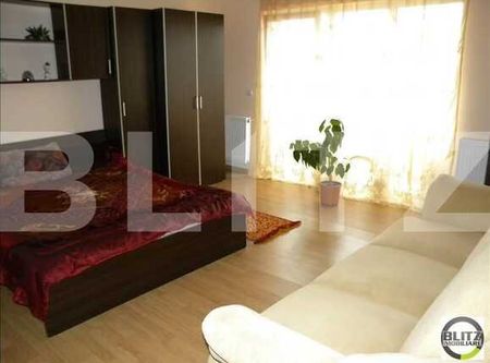 Inchiriere apartament cu 1 camera, 40 mp, decomandat! Zona Eroilor! - Photo 2