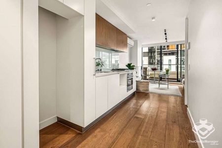 2 Bedroom Apartment - Photo 3