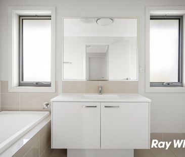 READY TO MOVE IN | Park Facing Three Bedroom Home - Walking Distanc... - Photo 5