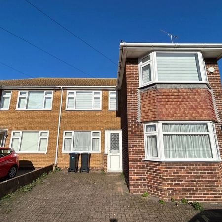 Yarrow Close, Broadstairs, CT10 1PW, Kent - Photo 4