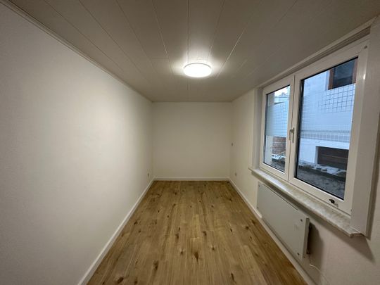 Te Huur 1 slaapkamer Oostende Graaf de smet de naeyerlaan 50 - Photo 1