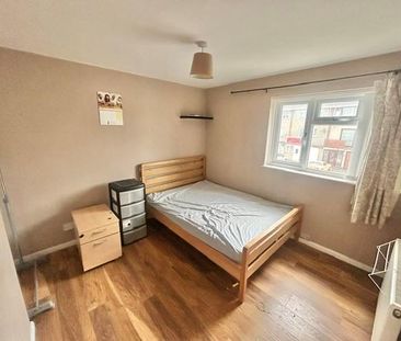 2 bedroom house to rent - Photo 2