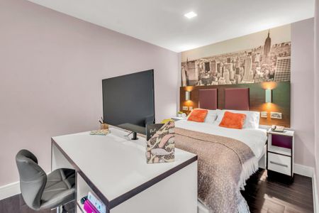 1 bedroom private hall to rent - Photo 5