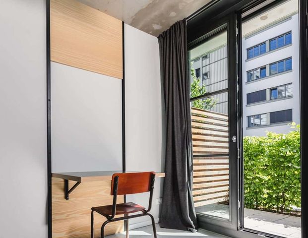 Classic Balcony - Short Term - Floor 3 - Photo 1