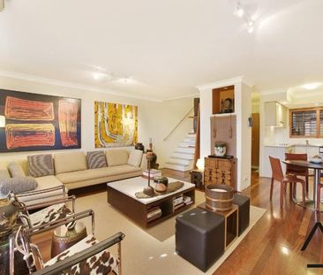 Two bedroom townhouse in Centennial Park - First inspection Thursday 26th September at 12:00pm - Photo 4