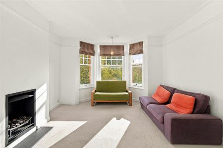 4 bedroom flat to rent - Photo 5