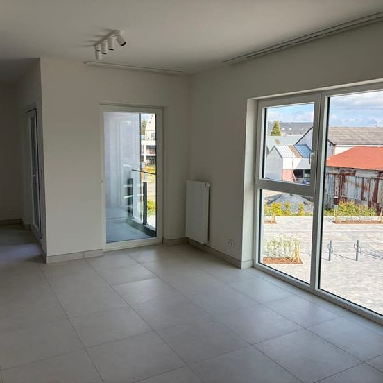 Appartement te huur - Photo 1