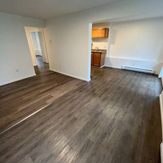 Ground Floor 2 Bedroom in Squamish! - Photo 3