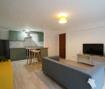 Flat 2, Ebenezer Chapel York Place - Photo 2