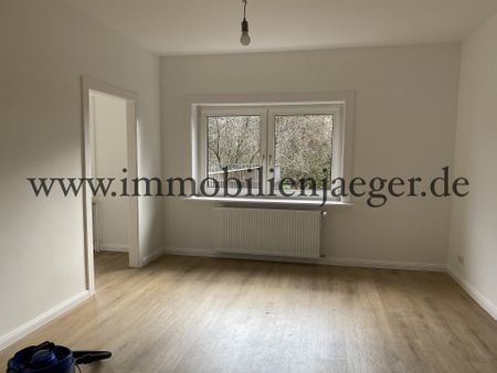 Direkt Saseler Markt - modernisierte Wohnung nur zur ruhigen Gartenseite - Erstbezug nach Sanierung - Photo 2