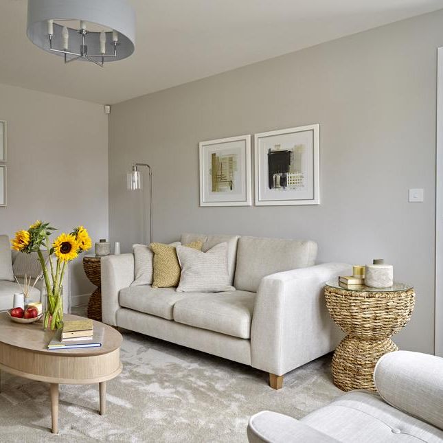 4 bedroom detached house to rent - Photo 1