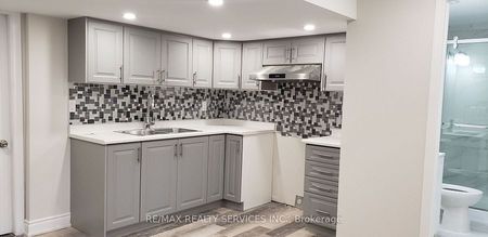 For Lease - 34 Interlacken Drive, Brampton, Ontario - Photo 4