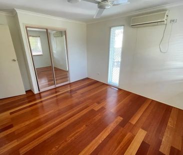 Spacious Family Home in Daisy Hill. - Photo 4