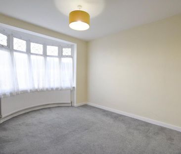 4 bedroom terraced house to rent - Photo 5