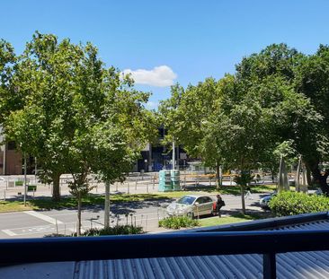 CONVENIENT, SPACIOUS & FURNISHED - Photo 6