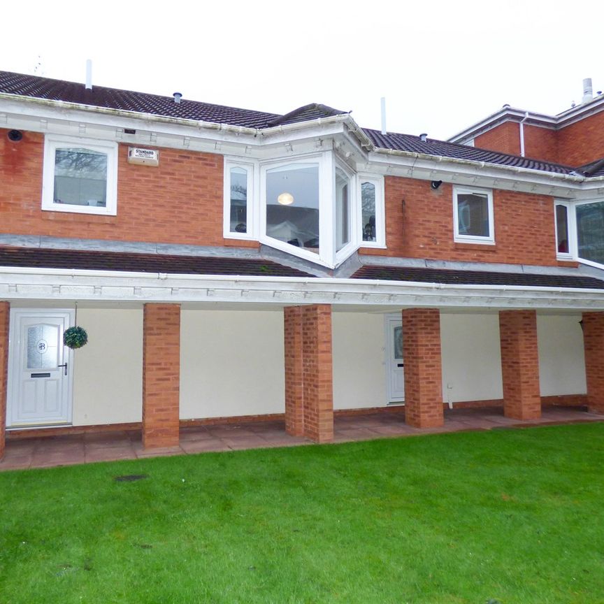 2 bed apartment to rent in Manor Court, South Shields, NE33 - Photo 1