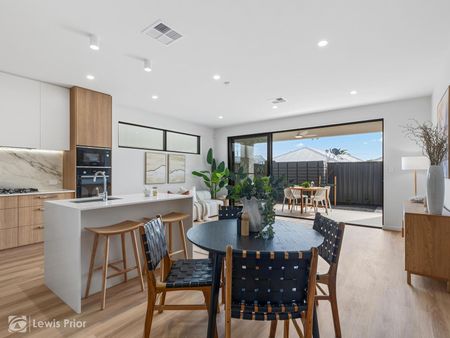 Brand New - Sleek & Easy-Care Living - Photo 2