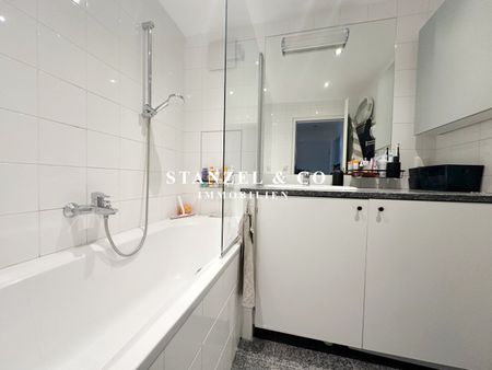 HELLES 3-ZIMMER-APARTMENT MIT OSTBALKON ( BJ 2003 ) - Photo 4