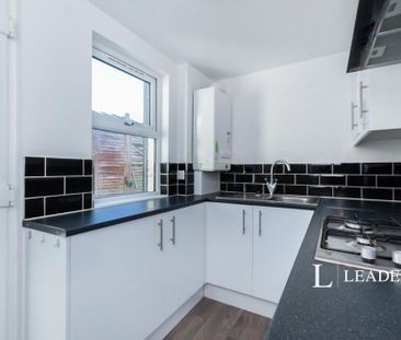 2 bedroom terraced house to rent - Photo 6